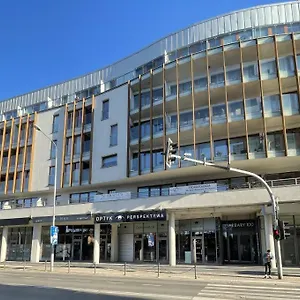 https://garbary-100-city-center-apartment-self-check-in-24h.poznan-hotels.com